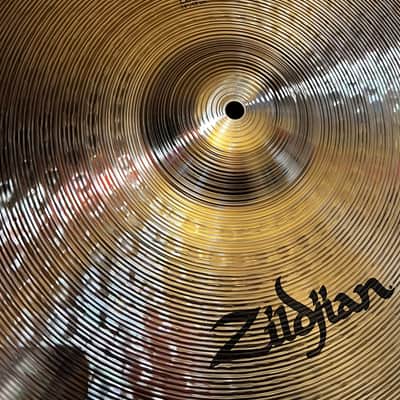 Zildjian 19" I Family Crash Cymbal - Traditional image 2