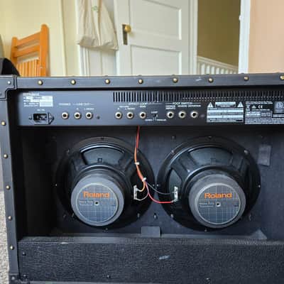Roland JC-40 Jazz Chorus 40-watt 2x10-inch Combo Amplifier image 4