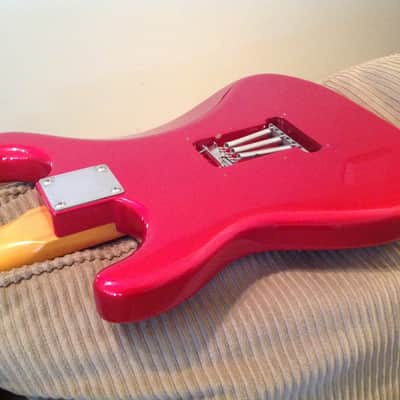 Rare Custom Clay Dot Squier Classic Vibe Stratocaster in Discontinued Scarlet Red Color image 7