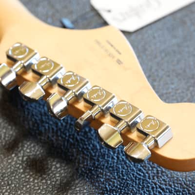 CA Wildfire Benefit Charity! 2018 Fender JazzMaster MIM Polar White Signed By Dave Grohl, Beck, Adam Sandler, Jack Black, & Pete Holmes! + OHSC image 19