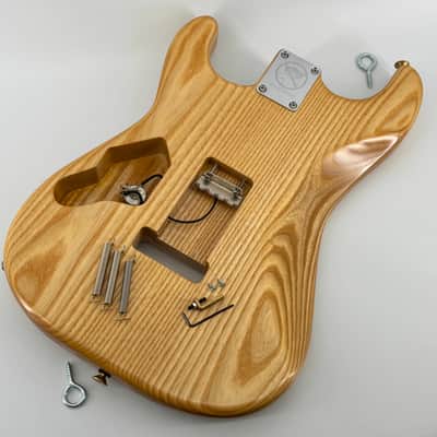 LOCKE Frankenstrat Project [WARMOTH, Floyd Rose 1984, EVH, DiMarzio, FU-TONE, Schaller, NO BOZOS] =\//-/= image 12