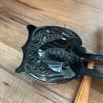 Unknown 4 string Mid 90’s - Black lacquer and natural wood image 3
