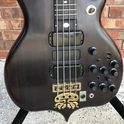 Alembic Series Graphite John Mcvie actual bass image 1