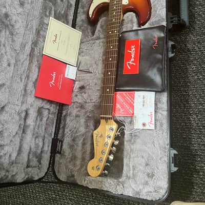 Fender Stratocaster 2017 - Honey Burst image 24