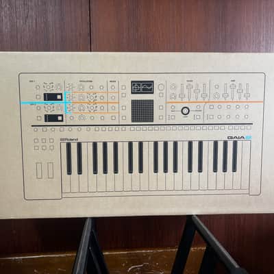 Roland Gaia 2 37-key Virtual Analog Wavetable Synthesizer w/ box image 11