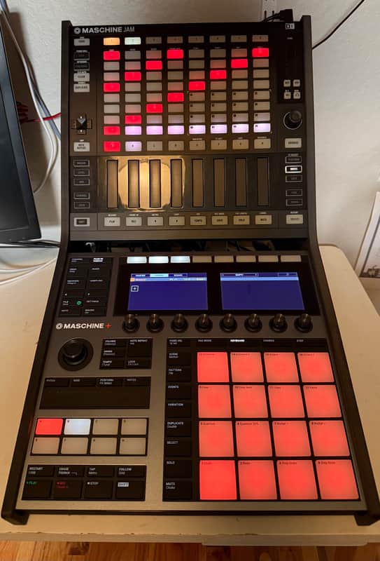 Maschine Plus, Maschine Jam, custom stand image 1