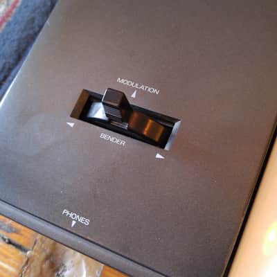 Roland E-20 Intelligent Synthesizer #982776 w/Power Cord and Music Card image 7