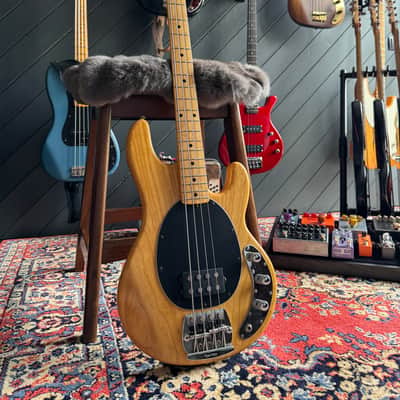 Ernie Ball Music Man StingRay 1991 – Birdseye Neck – w/ Case image 1