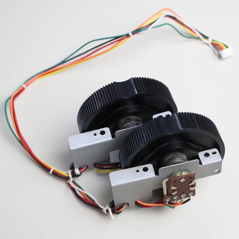 Yamaha V50 Parts - Pitch Bender & Modulation Wheels image 1