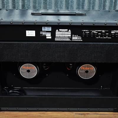 Roland JC-120 Jazz Chorus 120 Watt 2x12" Guitar Combo Amplifier image 9