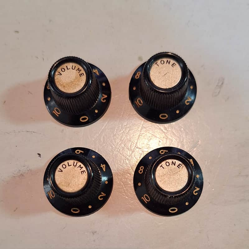 1960’s Ibanez WitchHat Knobs (4) Black / Silver