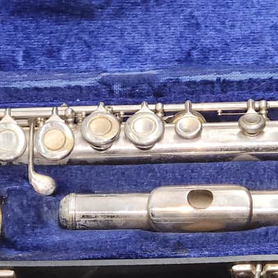 Armstrong Flute model 104 USA made with case for parts and repair image 7