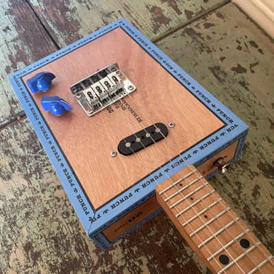 Taconic #232 4 String Electric Cigar Box Mandolin - Punch Gran Puro Toro - Video image 8