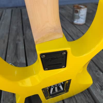 BC rich Gunslinger 2012 - Yellow w/Upgrades image 5