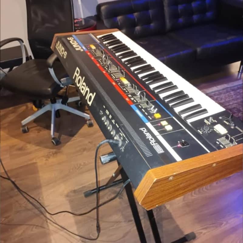 Roland Juno-6 61-Key Polyphonic Synthesizer 1982 - 1984 - Black Bild 1