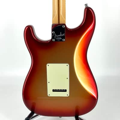 2010 Fender American Deluxe Stratocaster – Sunset Metallic image 8