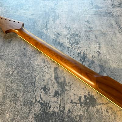 BMC Guitar Neck Jazzmaster® Strat® Stratocaster® 21 Fret Roasted Maple MOP Block Inlays Bound With Rosewood Fingerboard Nitro Lacquer 2026 - 9.5 Radius.  [JM101] image 5