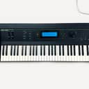 KURZWEIL K2000 V3. Synthesizer Workstation Sample Player. Works and Sounds Great !...
