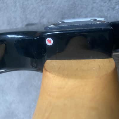 Silvertone Silvertone SSS Electric Guitar, Basswood Body and Maple Neck - Black image 11