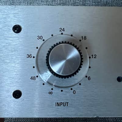 Hairball Audio The Blue Stripe Rev A – 1176 – FET compressor with Active Link 2000s - Silver image 2