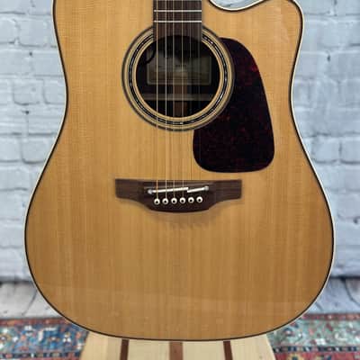 Takamine P5DC Pro Dreadnought Cutaway Acoustic/Electric Guitar Natural image 4