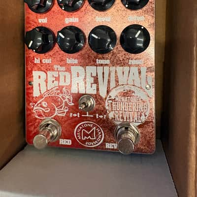 Menatone Red Revival image 2