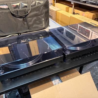 Pioneer PLX-1000 (The pair - Pre owned - very clean - 30 days warranty)Professional Turntable image 2