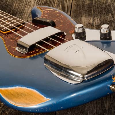Fender CUSTOM SHOP JAZZ BASS 1961 RW #CZ556667 - Heavy Relic Lake Placid Blue image 4