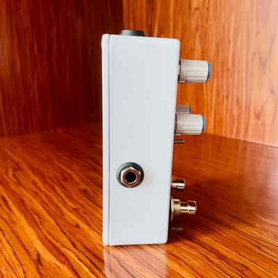 Old Blood Noise Endeavors Dark Star Pad Reverb V2 White/Blue | Fast International Shipping! image 3