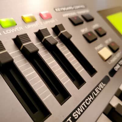CERTIFIED!!! ROLAND RD700 STAGE PIANO FULLY INSPECTED SERVICED AND IN AMAZING CONDITION! image 15