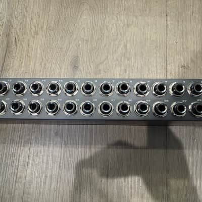 Samson S-Patch Plus S Class 48-Point Balanced Patchbay 2010s - Blue Bild 5