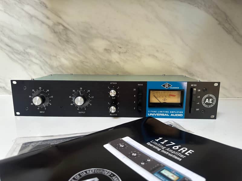 Universal Audio 1176AE Anniversary Edition Limiter 2009 - Black / Blue Stripe image 1