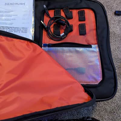 Headrush Pedalboard 2010s, with HD bonus gator case image 3