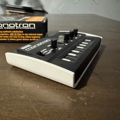 Korg Monotron 2010 - Present - Black image 3