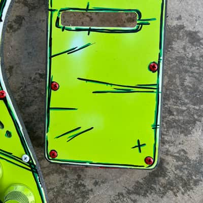 🎸 Custom Neon Green Comic-Style Stratocaster Pickguard Set (11-Hole SSS + Back Plate + Knobs & Covers) image 8
