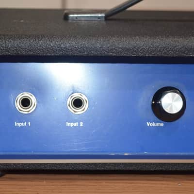 Univox U-250-PB Bass Amp Head image 7