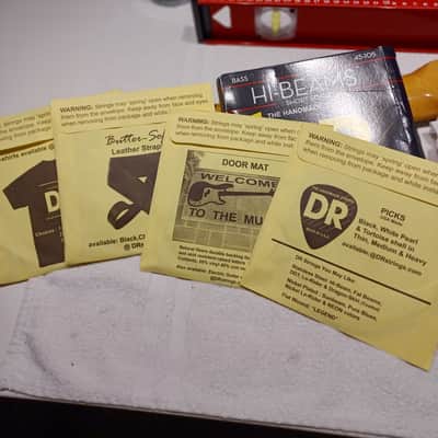 DR Hi-Beams  short scale bass strings 45-105 Free Shipping image 3