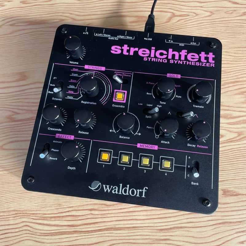 Waldorf Streichfett String Synth / Firmware updated / USB cable / Original box image 1
