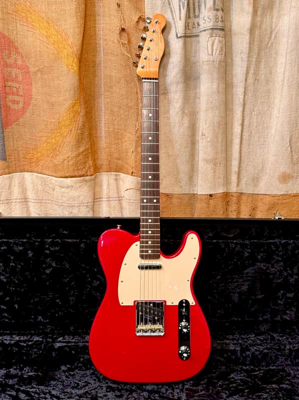 Fender Muddy Waters Signature Artist Telecaster 2005 - Candy Apple Red