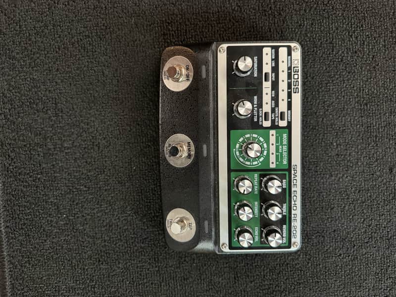Boss RE-202 Space Echo