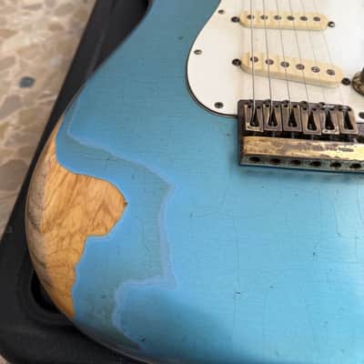 Fender The Strat with Maple Fretboard 1981 - Lake Placid Blue image 6