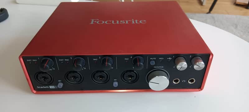 Focusrite Scarlett 18i8 2nd Gen USB Audio Interface 2016 - 2018 - Red / Black image 1