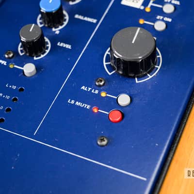 TL Audio M1 TubeTracker 12-Channel Tube Mixing Console image 14