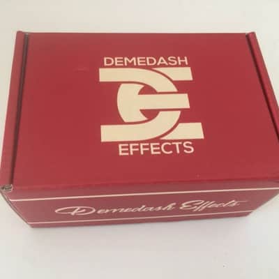 Demedash Effects T-60 Analog Modulator w/ Original box & paperwork image 2