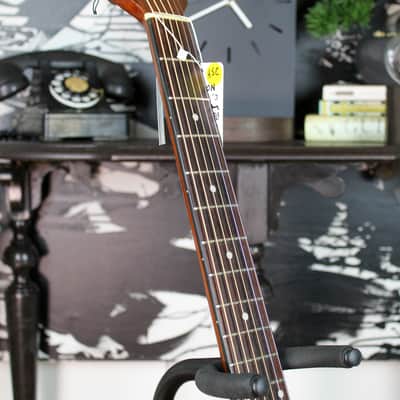 Preowned Ovation Celebrity CC11 Acoustic Guitar - Natural w/ HSC image 8