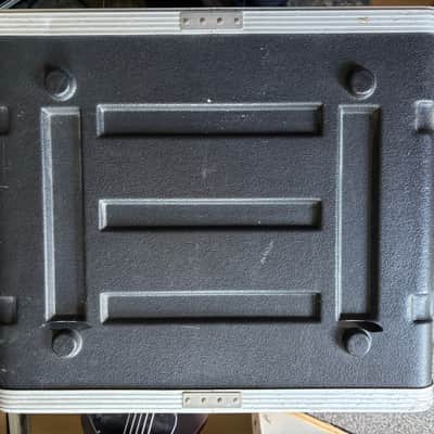 Hartke HA3500 350W Bass Amplifier Head with Rack Case image 7