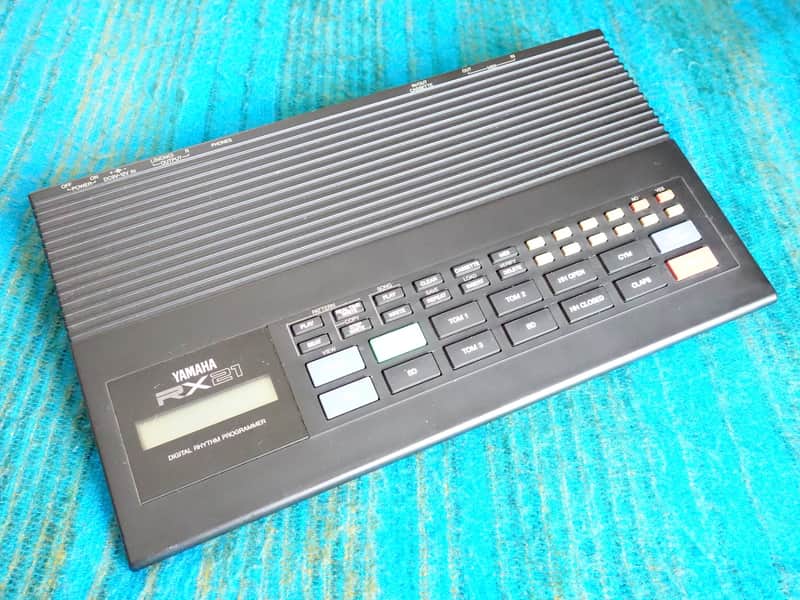 Yamaha RX21 Digital Rhythm Programmer / Drum Machine w/ AC Adapter - E132 image 1