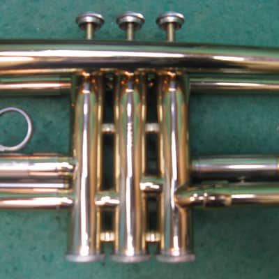 Blessing Scholastic B-125 Trumpet - Reconditioned - Case & Blessing 7C Mouthpiece image 11