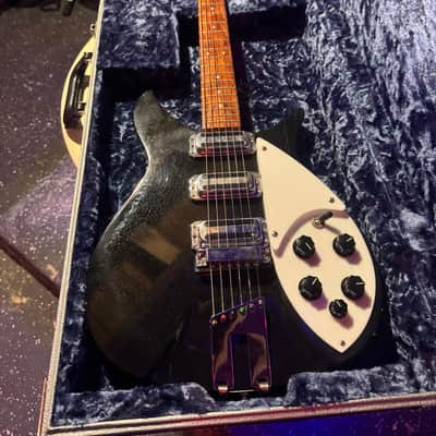 Rickenbacker 350/V63 2012 - Present - Jetglo image 1