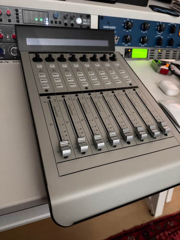 Mackie MCU Pro XT DAW Control Surface Extender 2008 - Present - Gray image 1